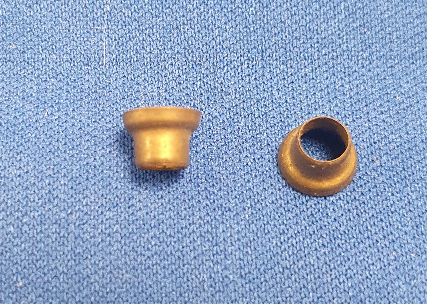 RL093 Steam pipe feral.