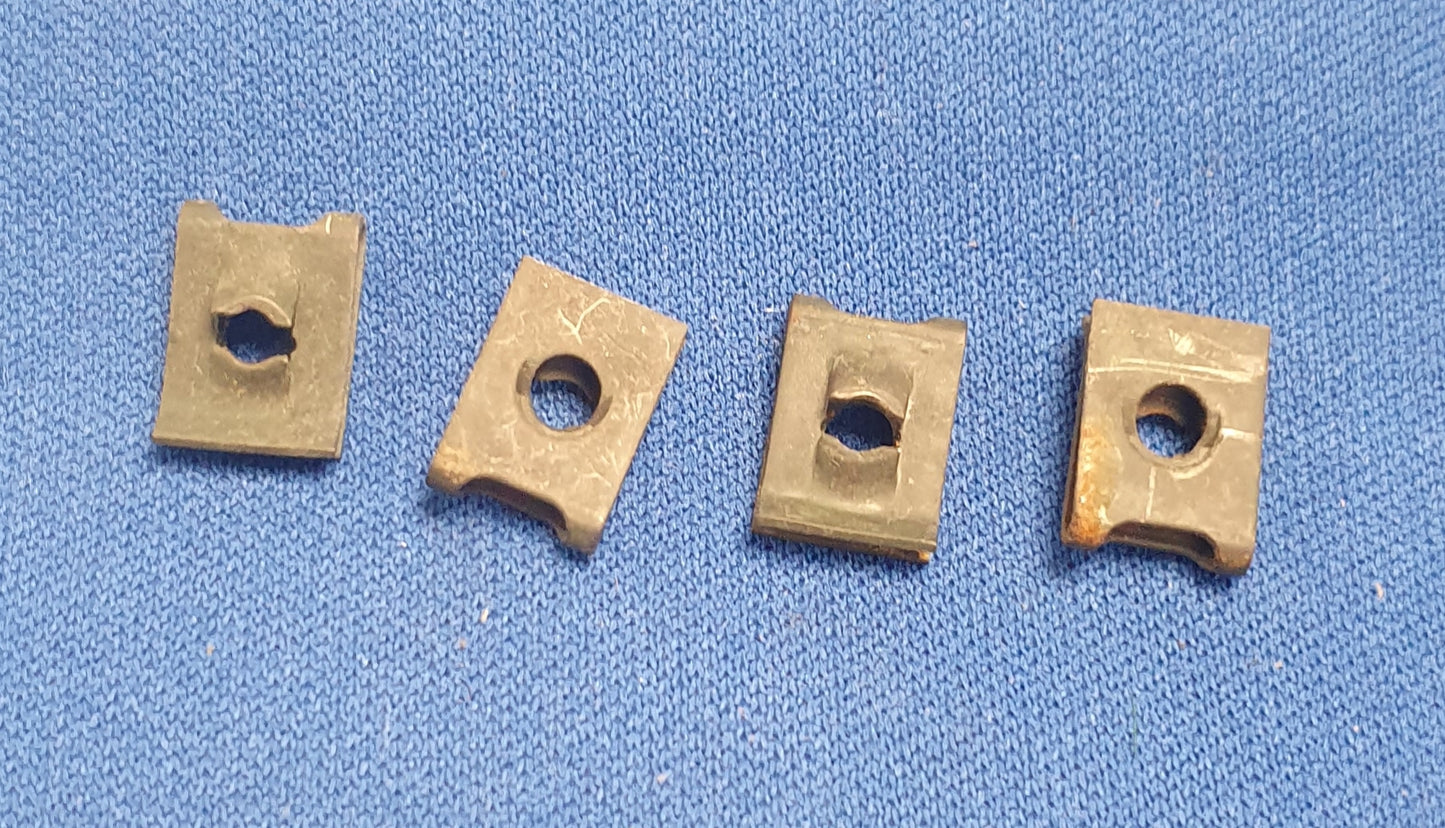 RL112 Boiler cladding clips.