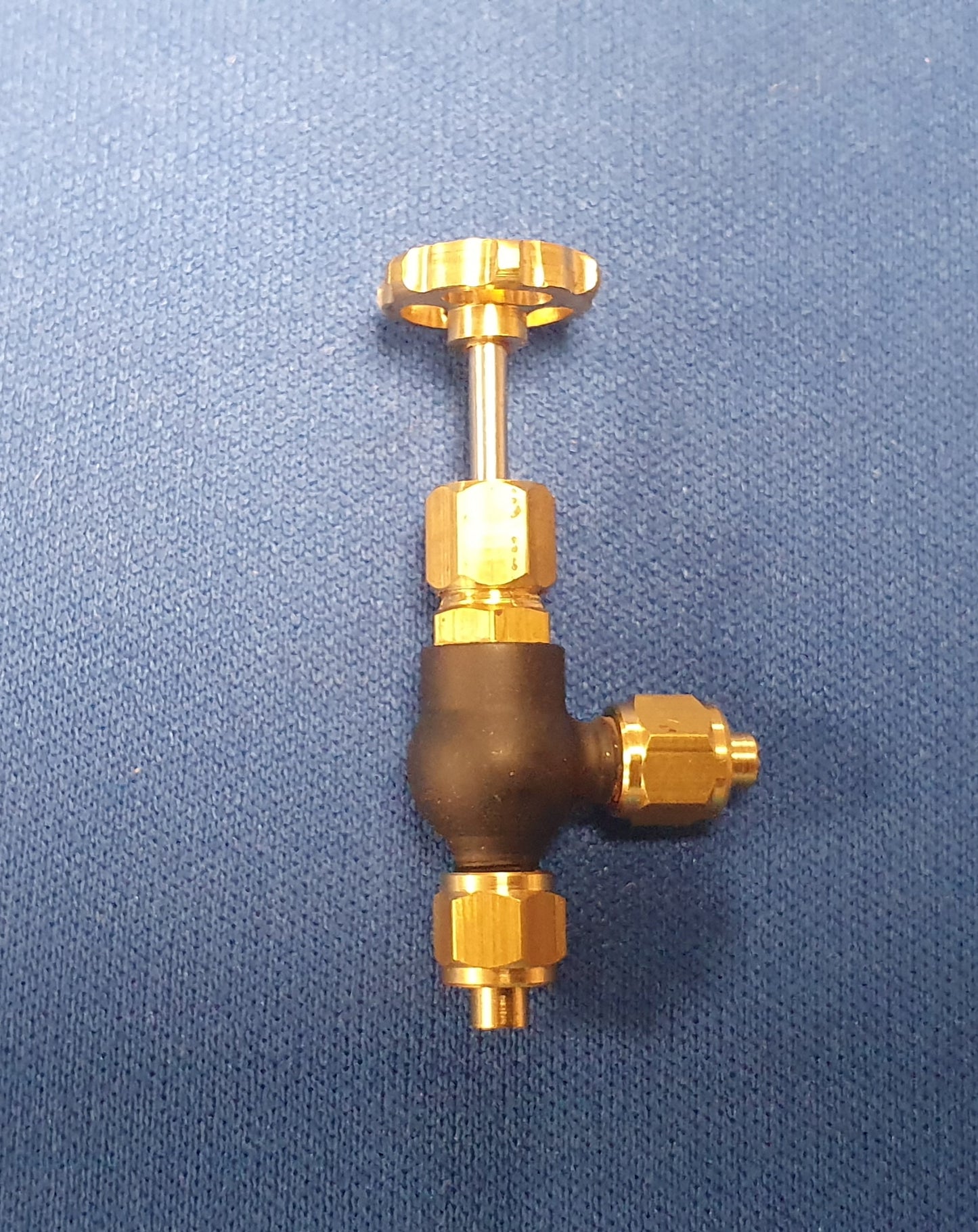Tony Green Steam Fittings : 3/32nd 90º Valve - G196