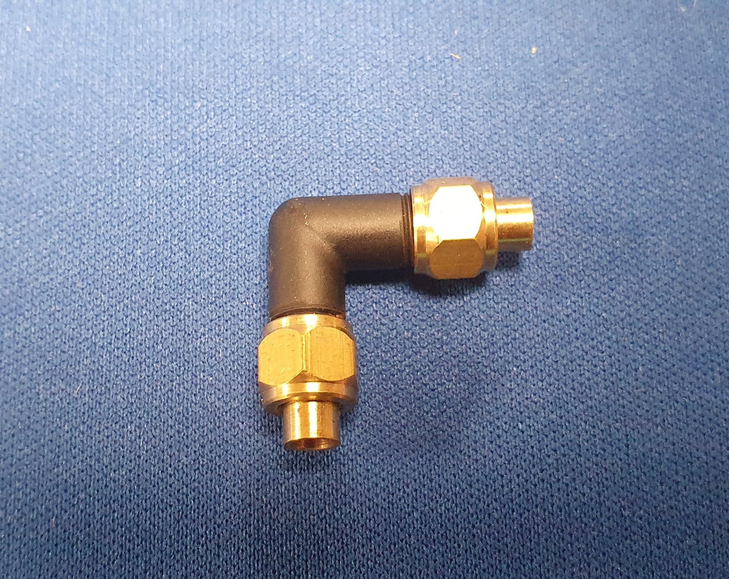 Tony Green Steam Fittings : 1/4" x 40 tpi Elbow G201