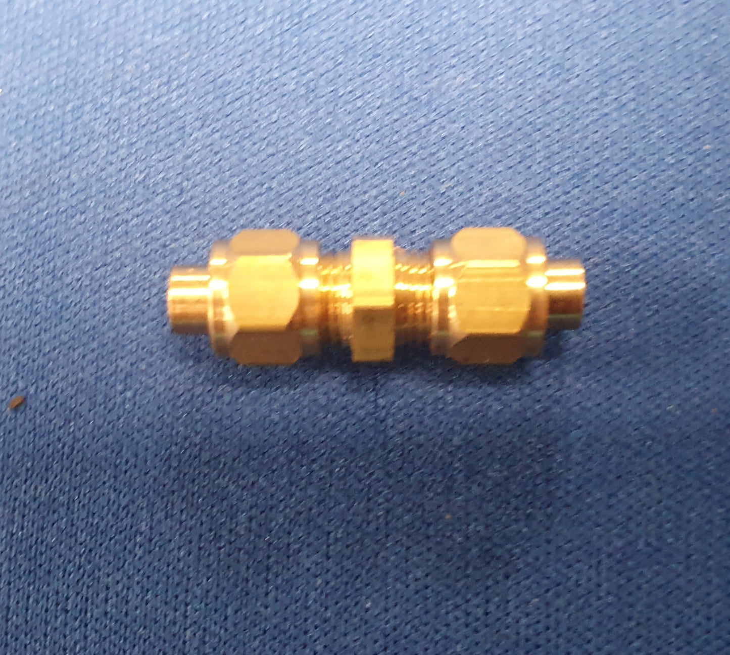 Tony Green Steam Fittings : 1/4" x 40 tpi Double pipe union G203