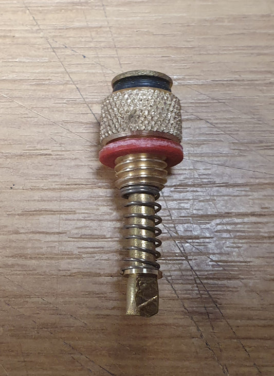 Mamod 1/4" X 26 tpi Safety valve short G114A