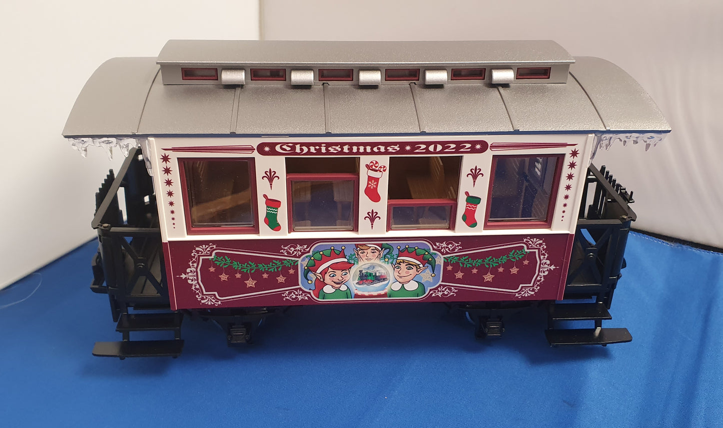 LGB G Scale- 2022 Christmas car 36022