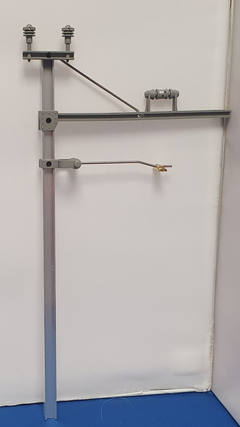 LGB G Scale Model catenary mast. L56301