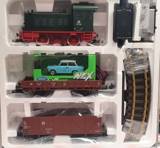 PIKO Freight train starter set.  37121