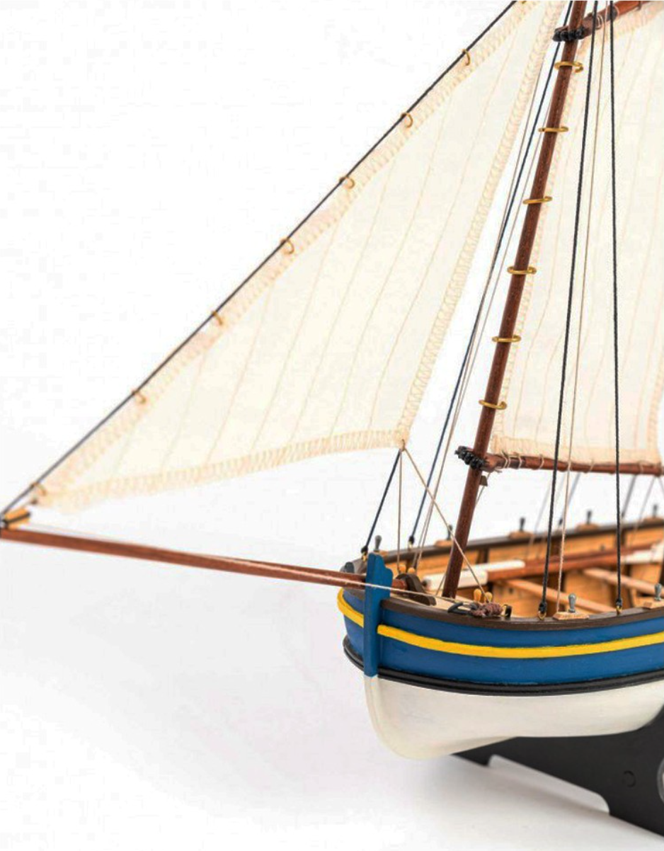 Artesania Latina HMS Endeavour's Longboat 1:50 Wood Model Kit