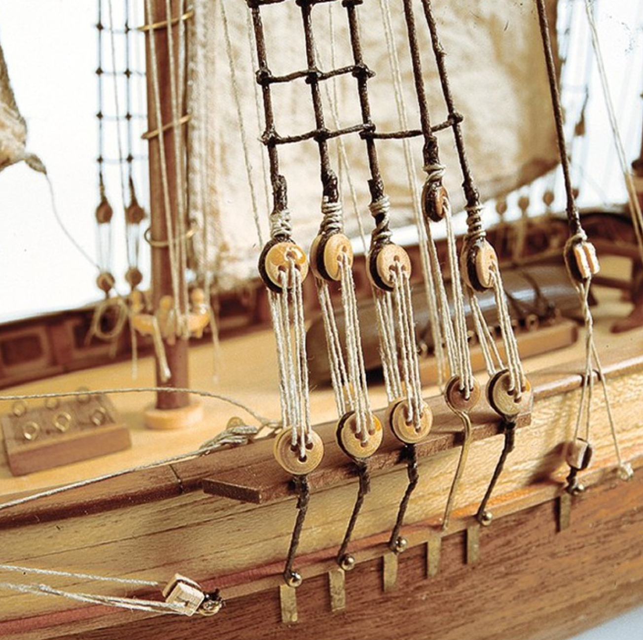 Artesania Latina Scottish Maid Schooner 1:80 Wood Model Kit