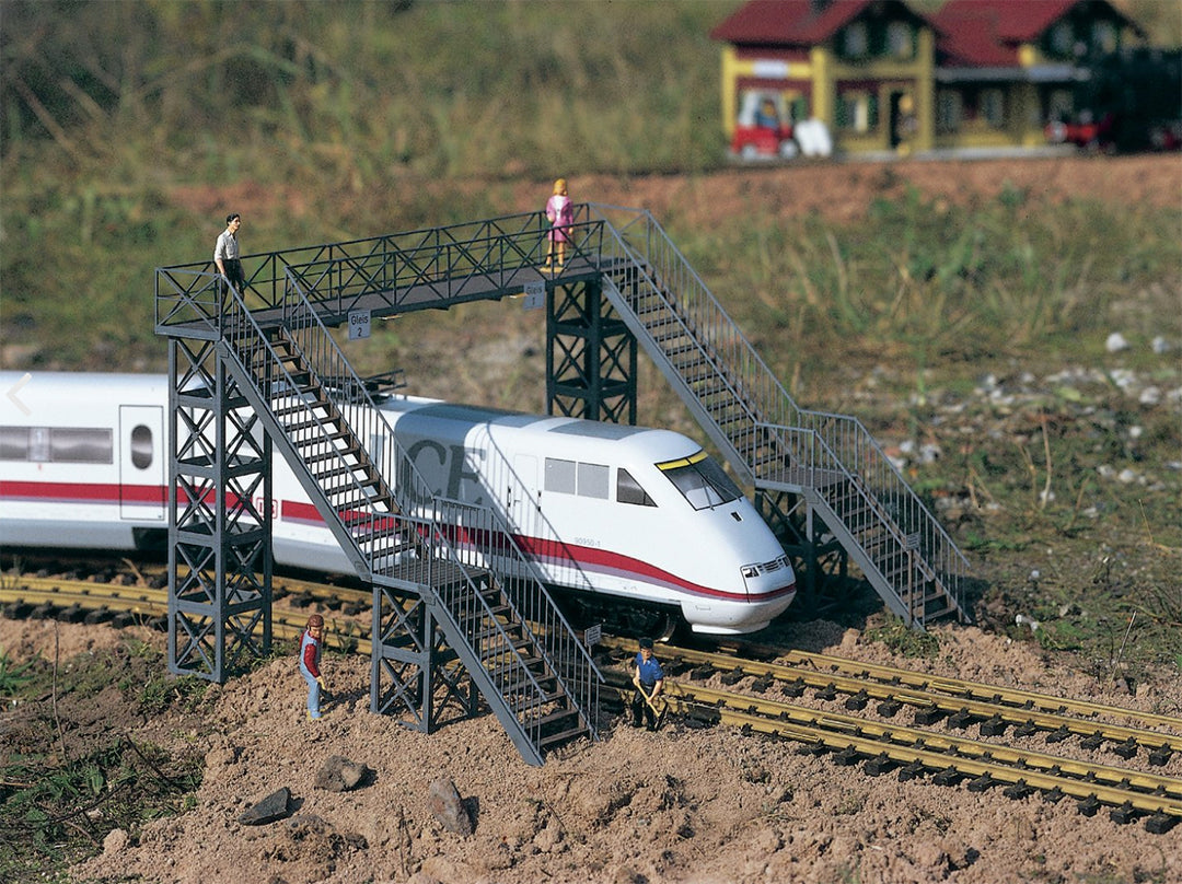 PIKO Railway Footbridge - 62032