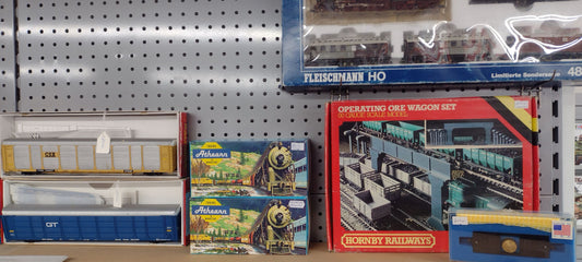 OO/HO Gauge Pre-Owned page 01