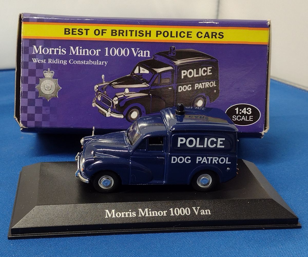 Die Cast Vehicles - Morris Minor Van