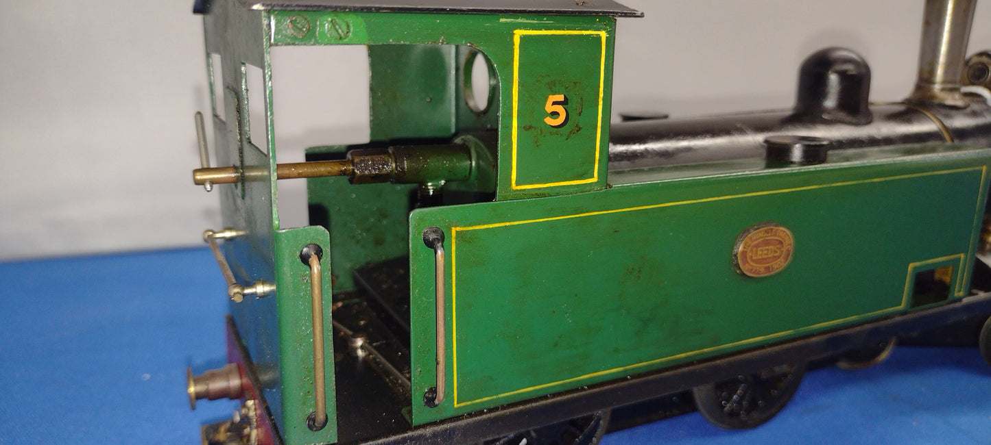 Hunslet Green No.5 Steam Train - Gauge 1.