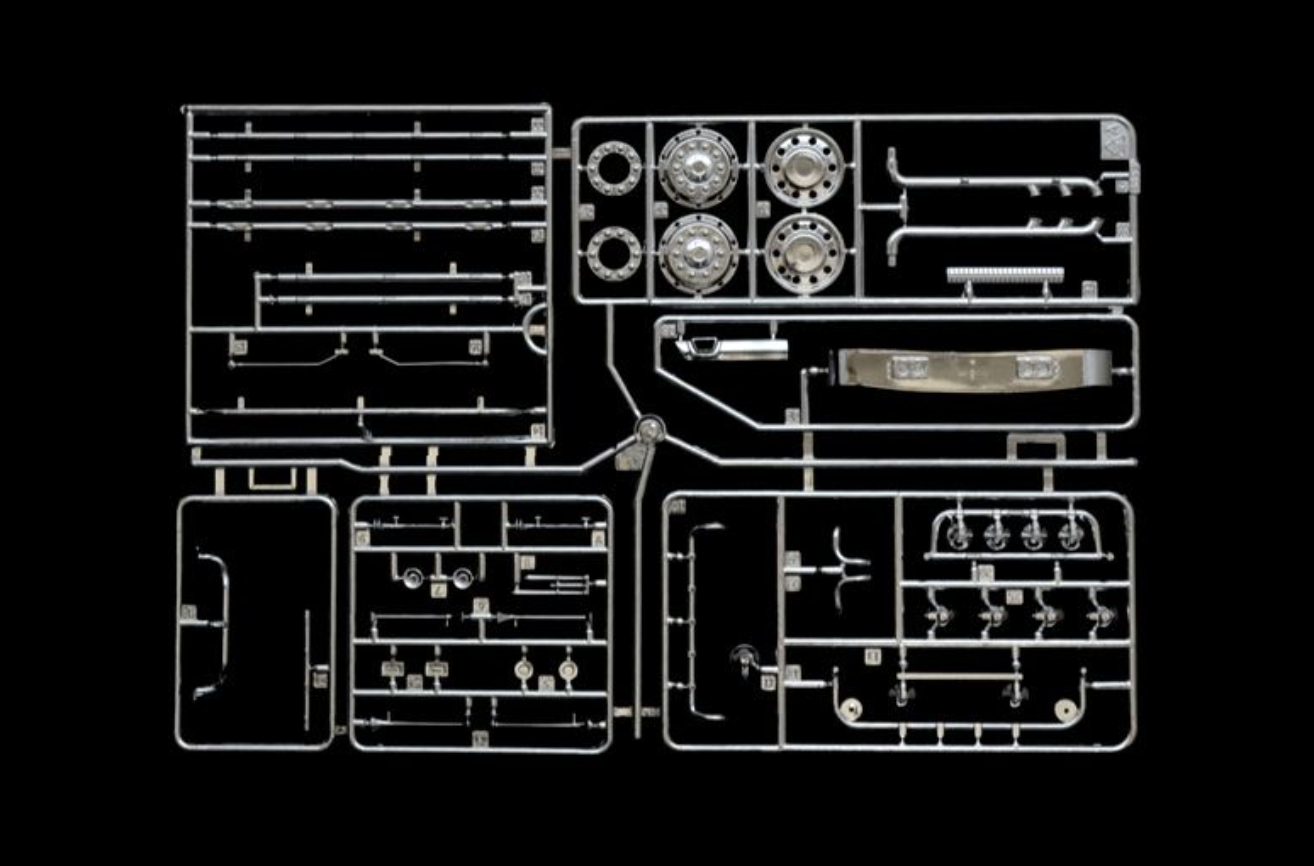 Italeri 1/24 Scania 164L Topclass 1/24th Scale Kit - 3922