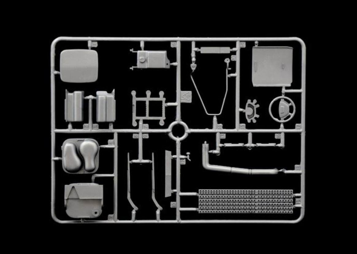 Italeri MAN TGX XXL D38 1/24th Scale Plastic Kit - 3916