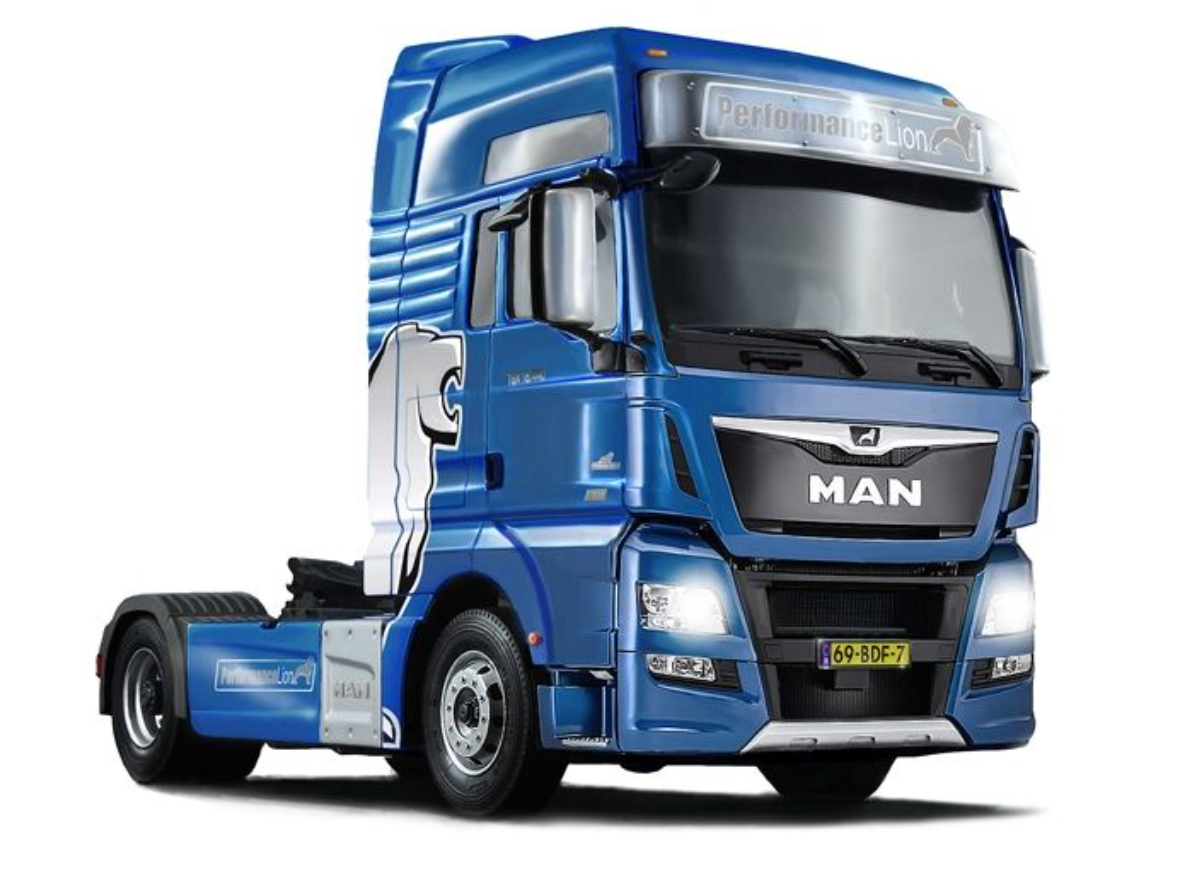 Italeri MAN TGX XXL D38 1/24th Scale Plastic Kit - 3916