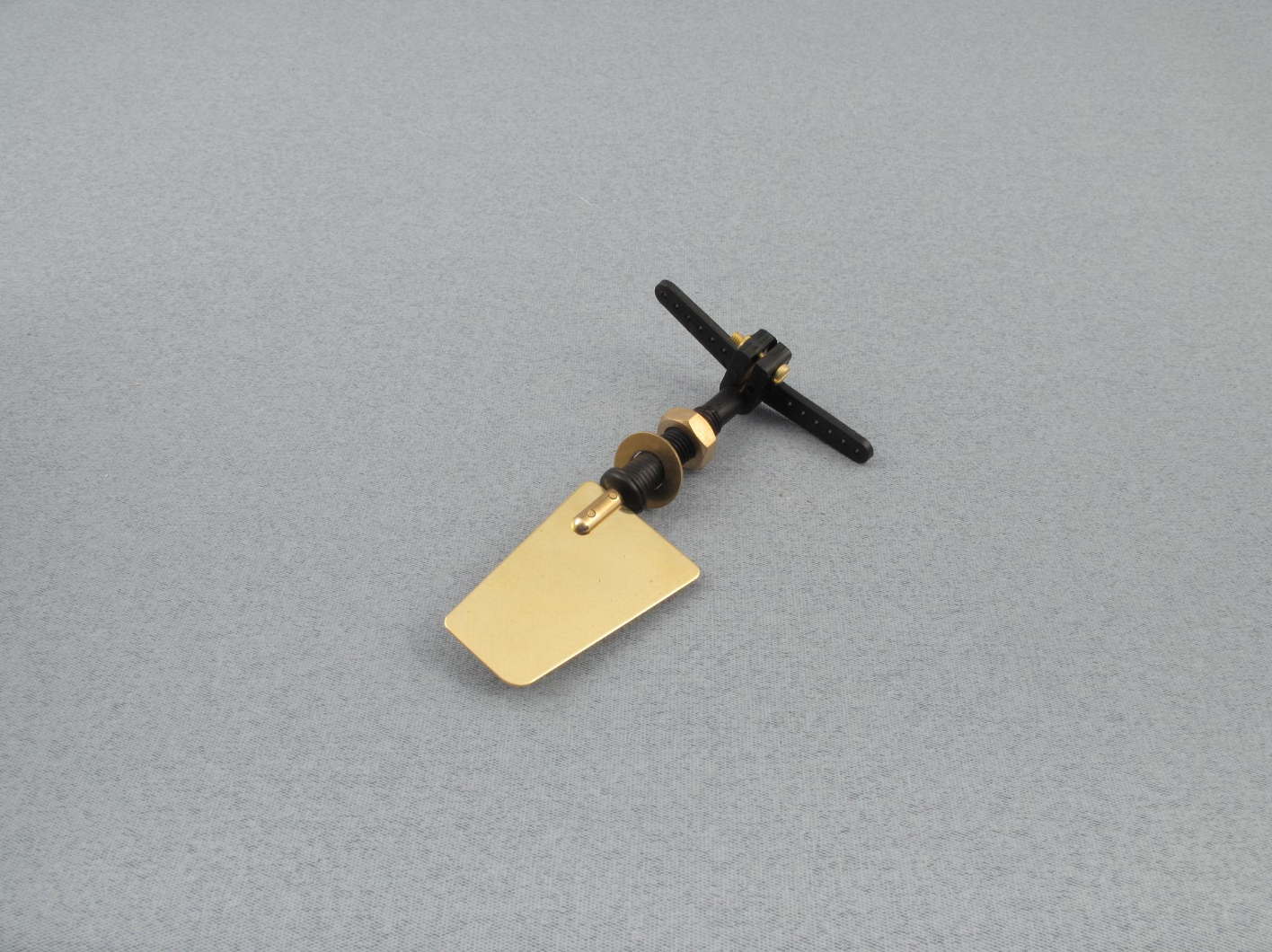 Logic RC Brass Rudder Mini 26mm x 40mm M2 I-RMA3062