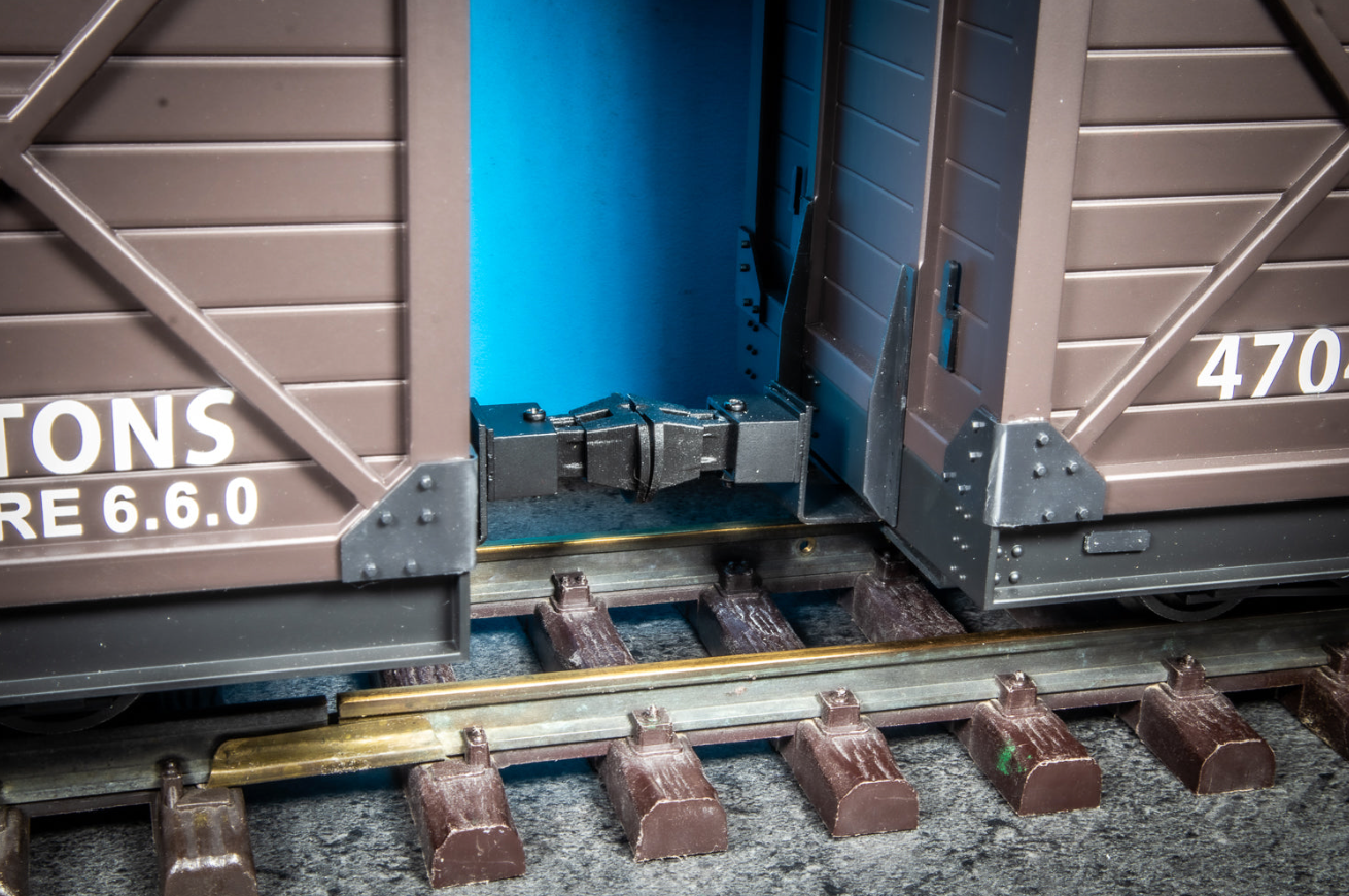 Malcs Models 16/45mm Close Magnetic Couplings (1 Pair)