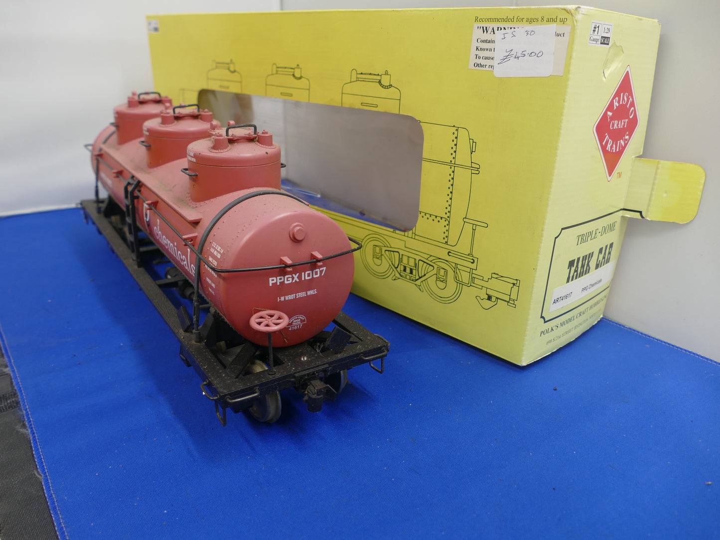 Aristocraft Tank Car 41617 (Used)