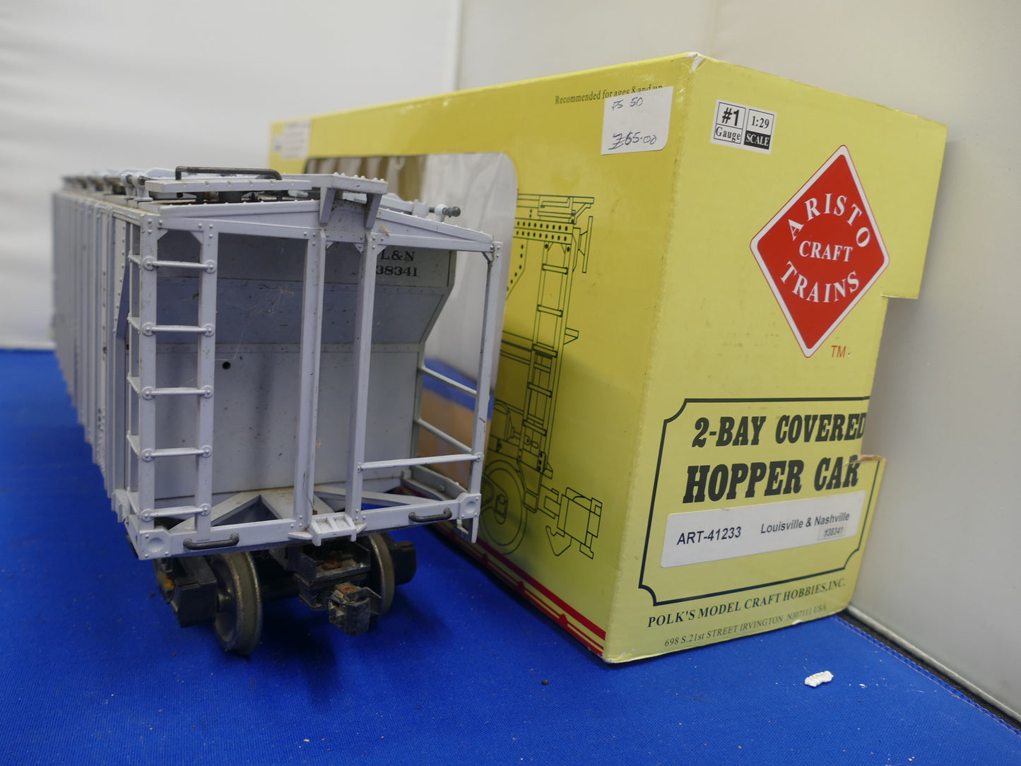 Aristocraft Covered Hopper Car 41233 (Used)