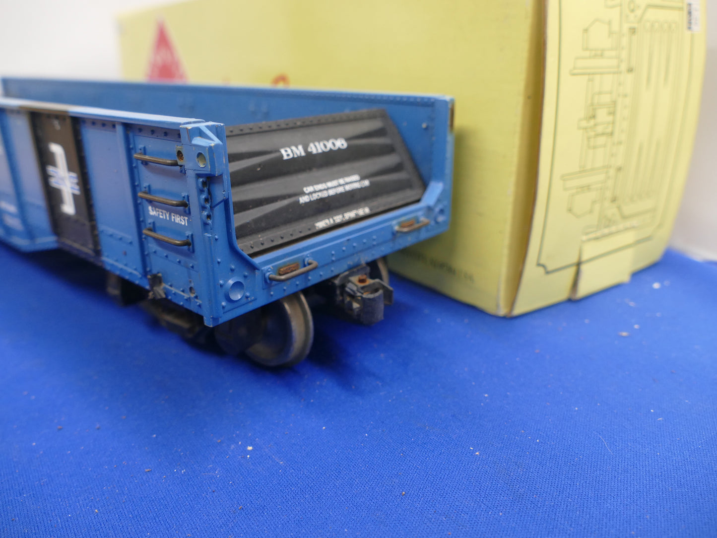 Aristocraft Drop End Gondola Car 41006 (Used)