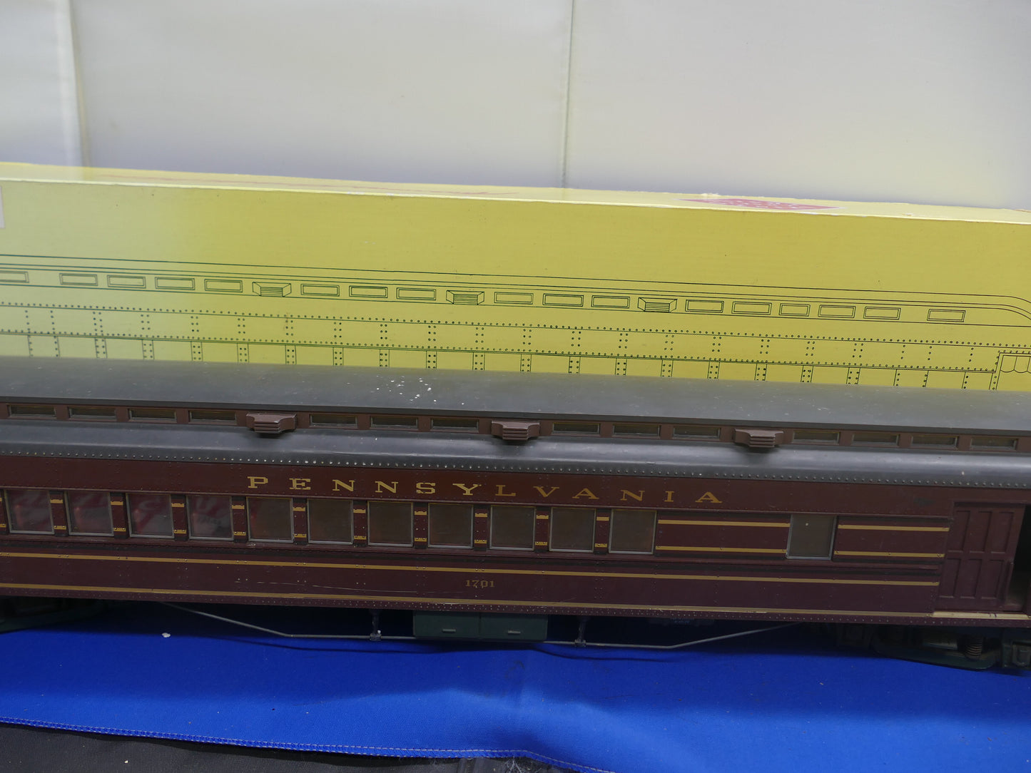Aristocraft 1701 Pennsylvania Combine Passenger Car (Used)