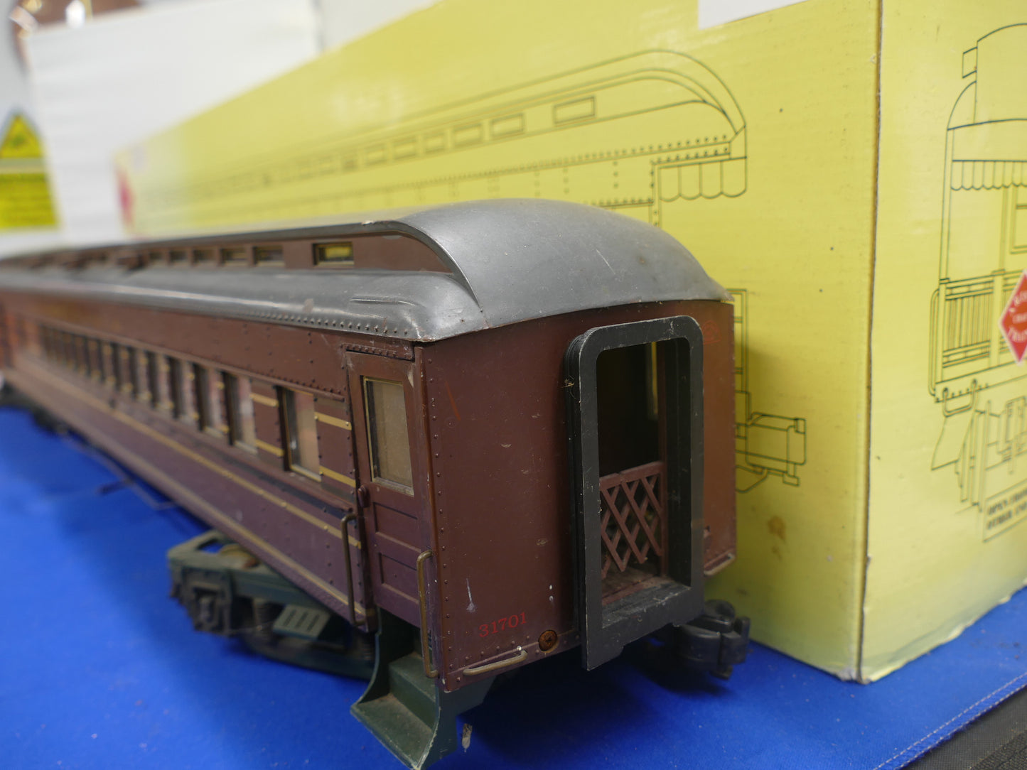 Aristocraft 1701 Pennsylvania Combine Passenger Car (Used)