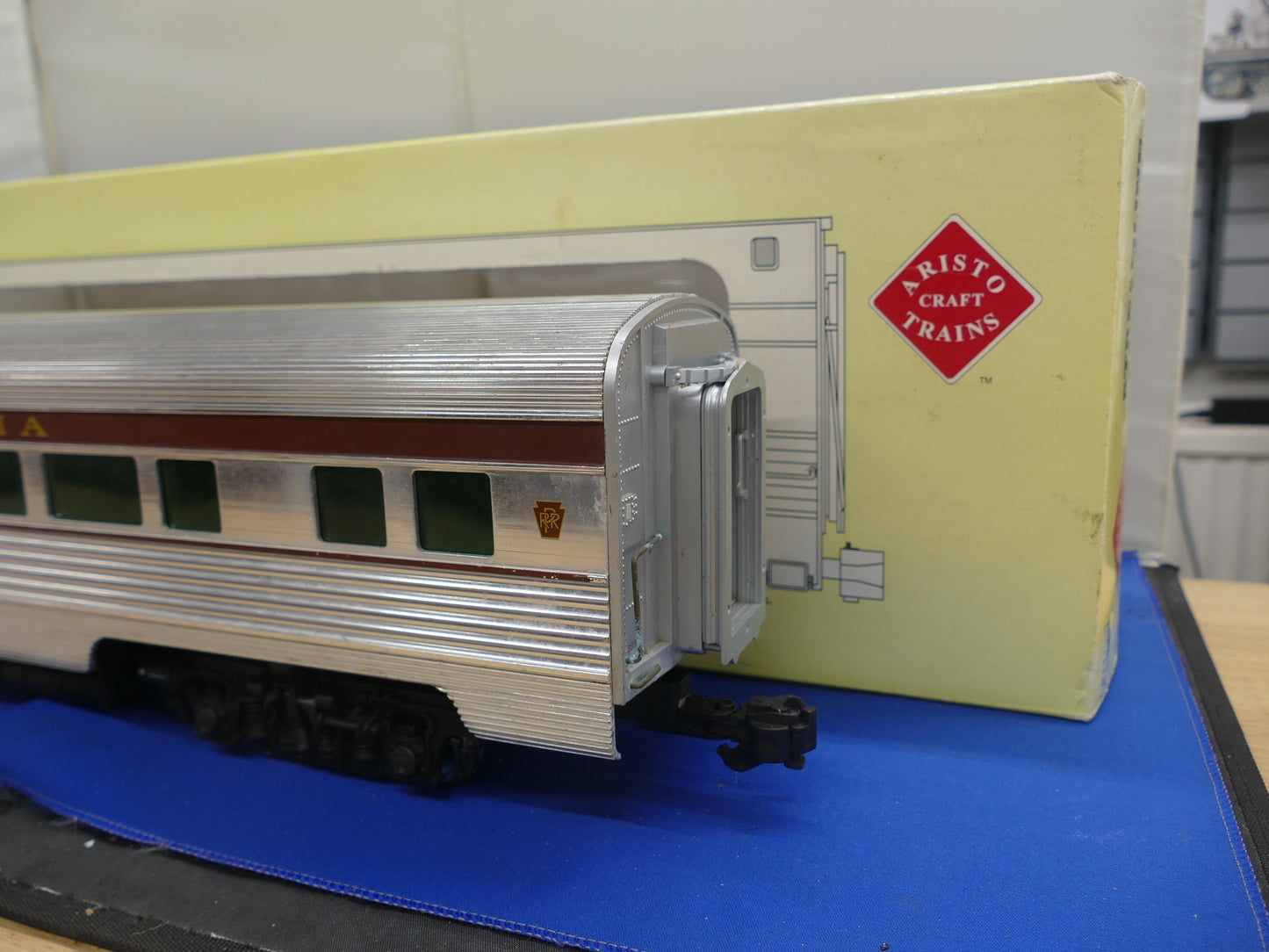 Aristocraft 32308 Pennsylvania Passenger Car (Used)