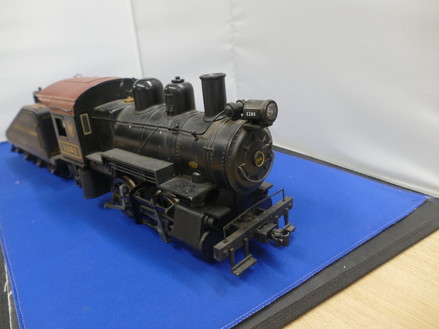 Aristocraft Pennsylvania 1201 Steam with Tender (Used)