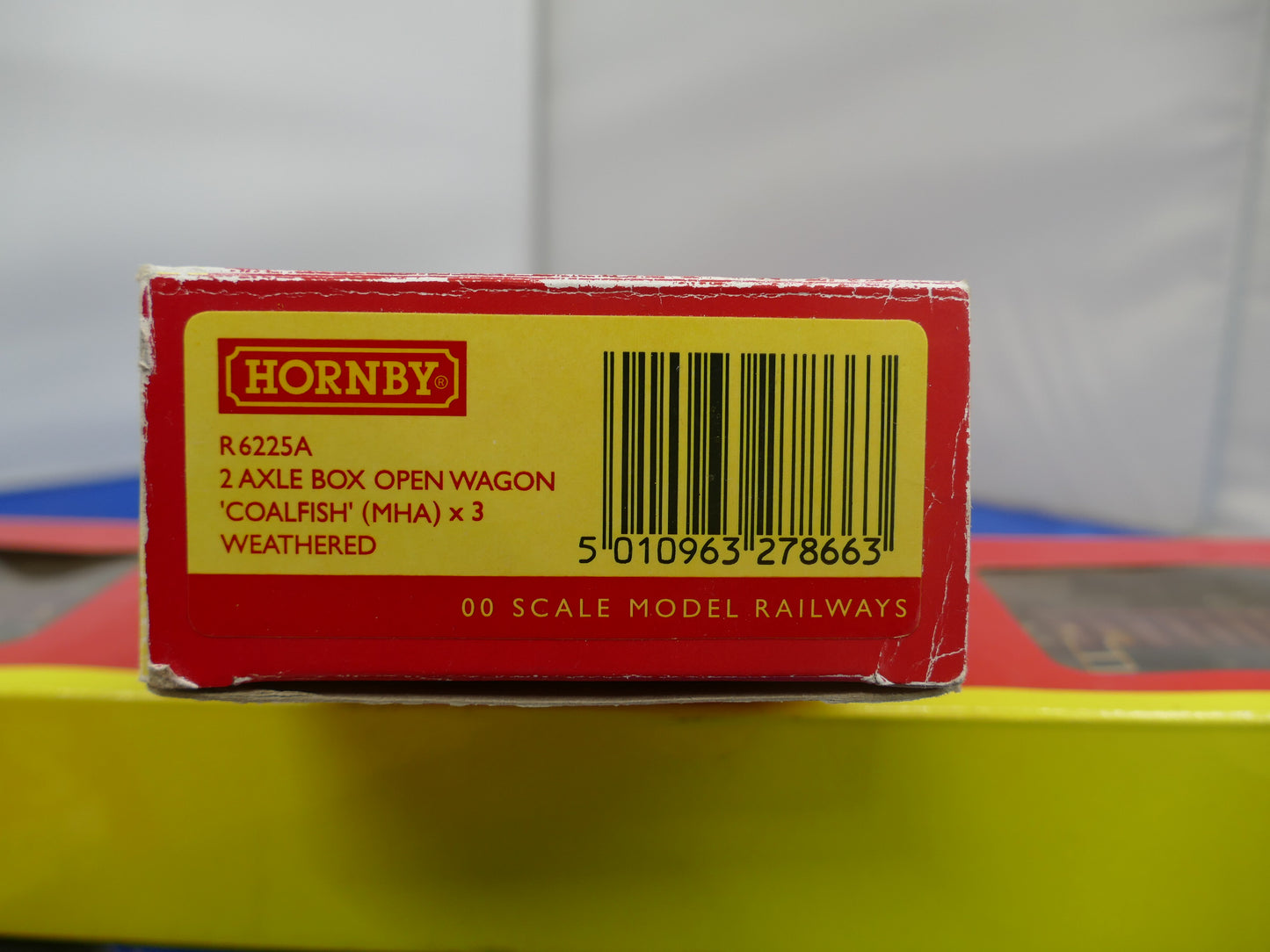 Hornby OO R6225A Open Box Wagons (Used)