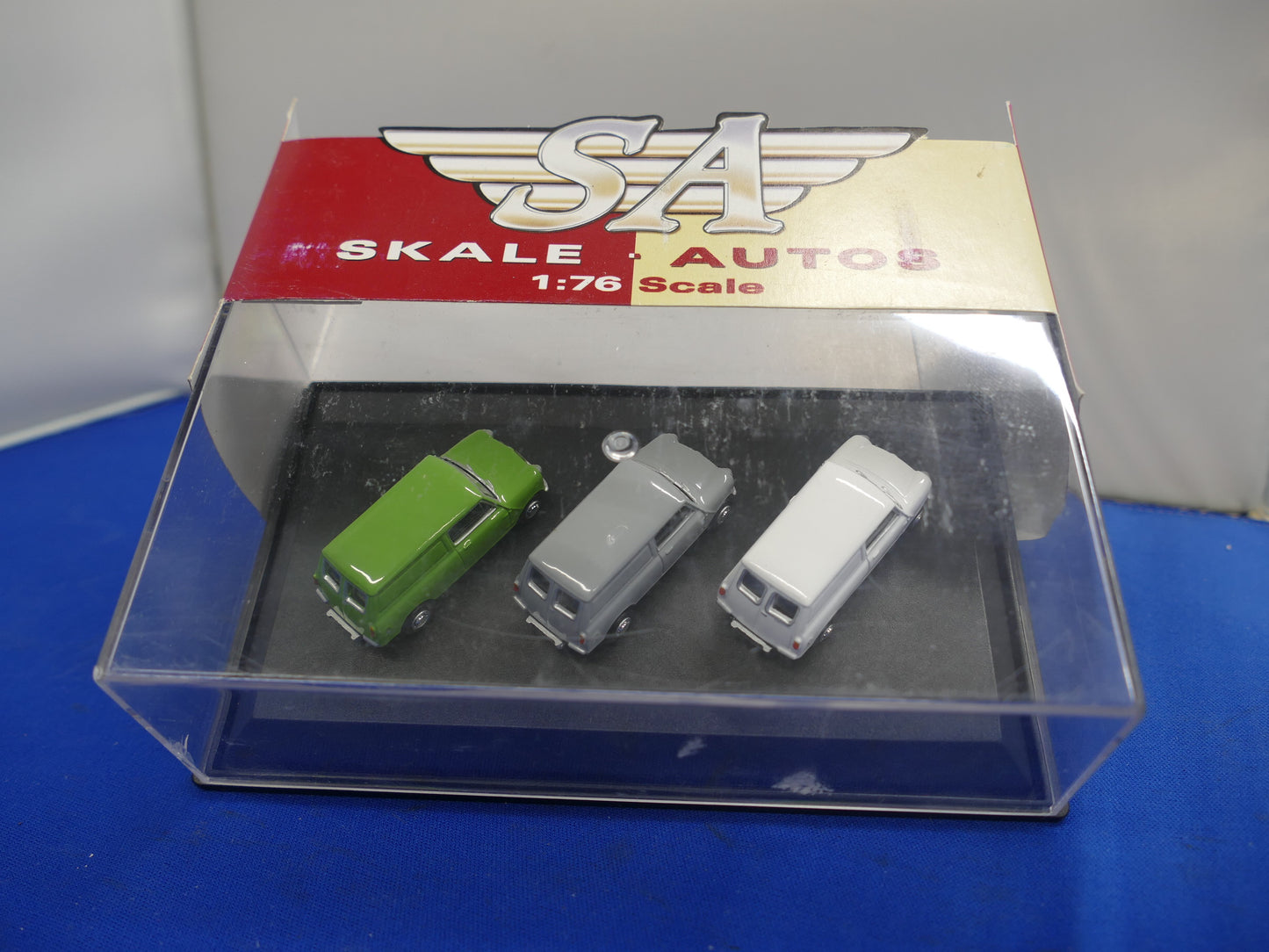 Hornby OO R7020 Mini Vans (Used)