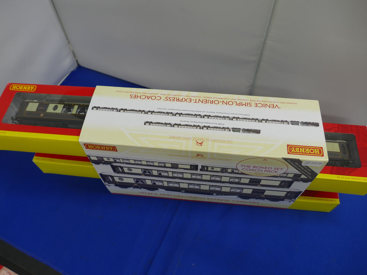Hornby R4254 Venice Simplon-Orient-Express Coach Pack (Used)