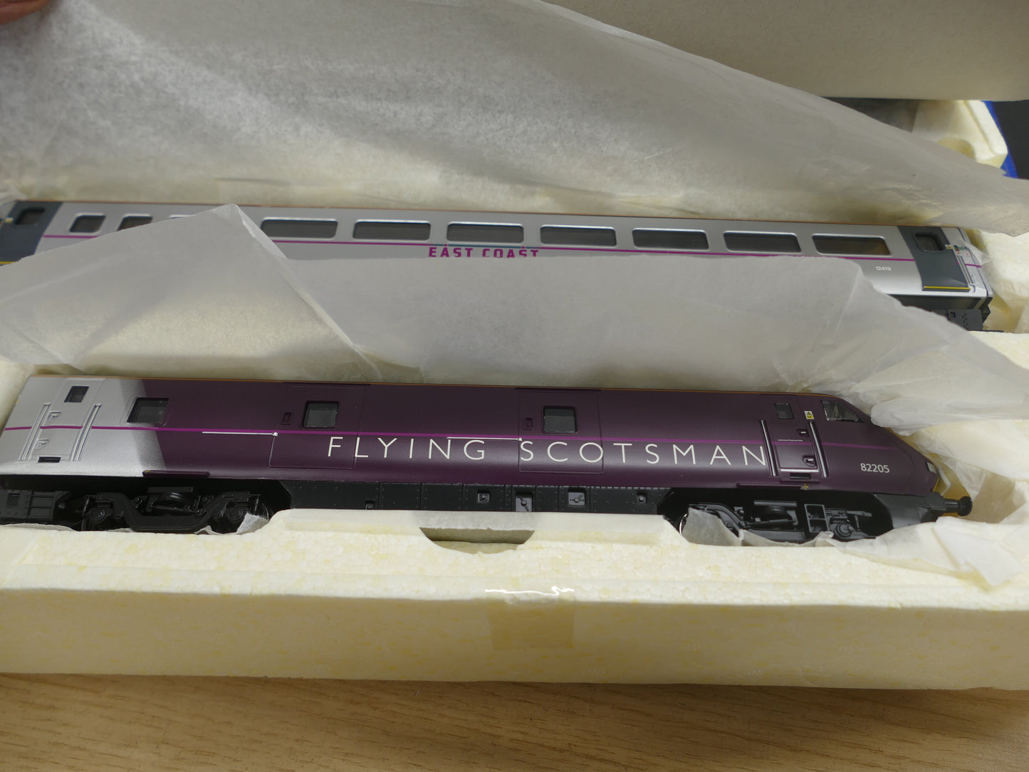 Hornby OO R3133 East Coast "Flying Scotsman" Pack (Used)