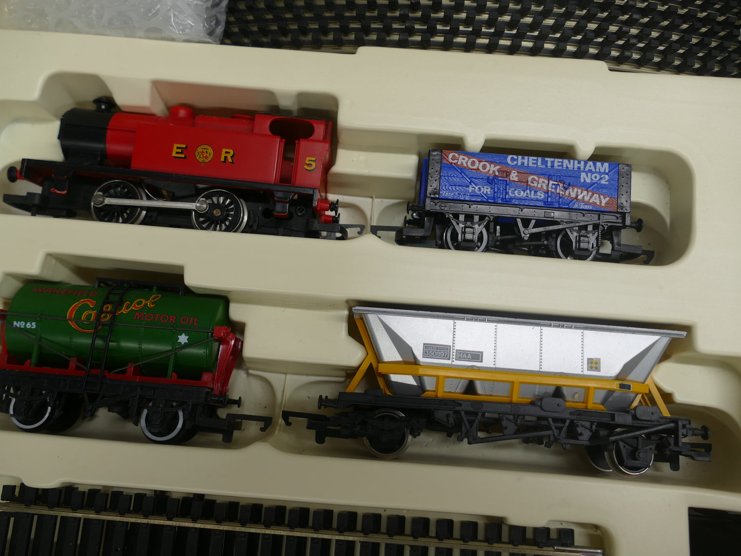 Hornby OO R546 Rural Rambler Train Set (Used)