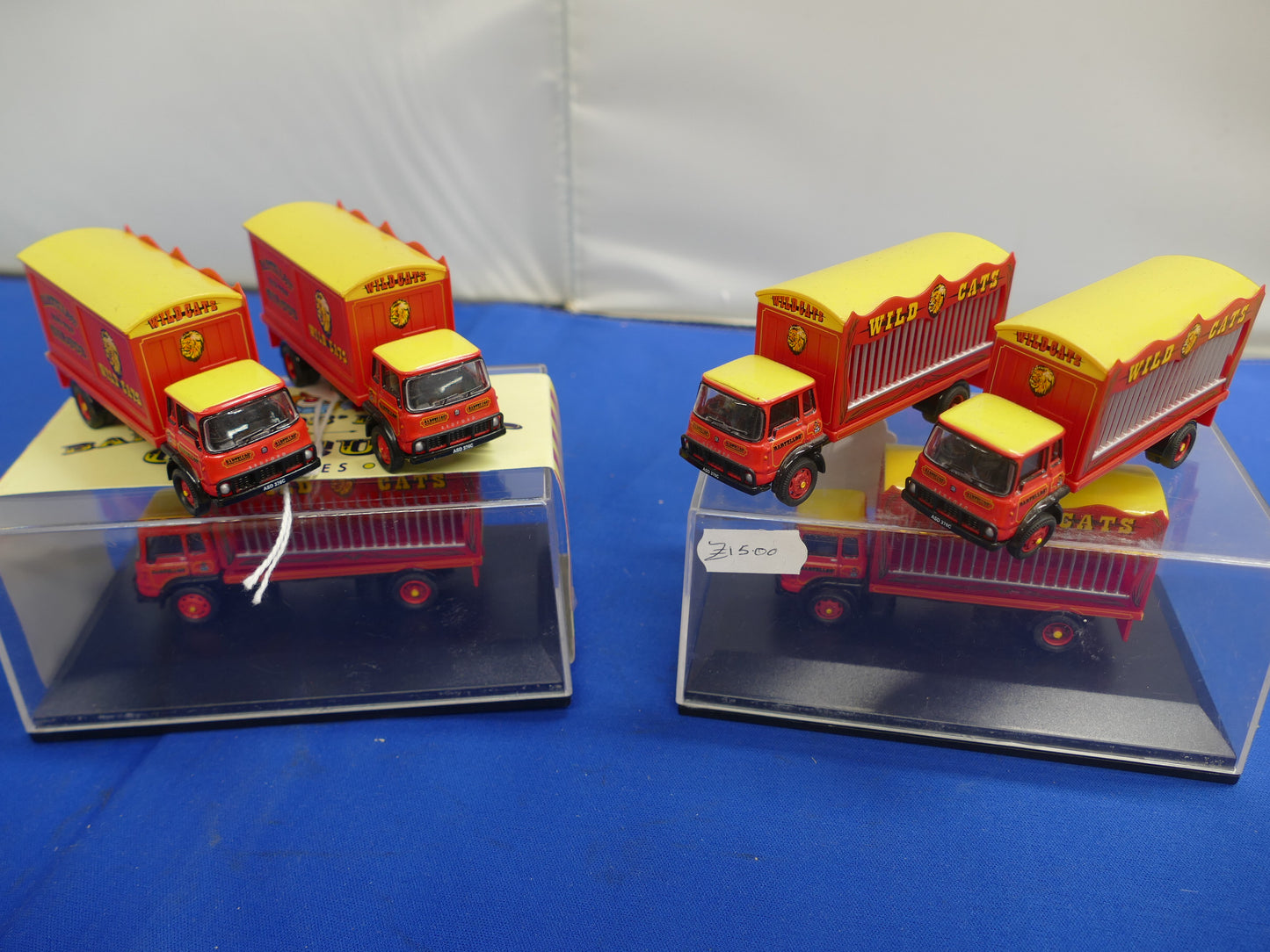 Hornby OO R7039 Bartellos Bedford LWB Rigid (Used)