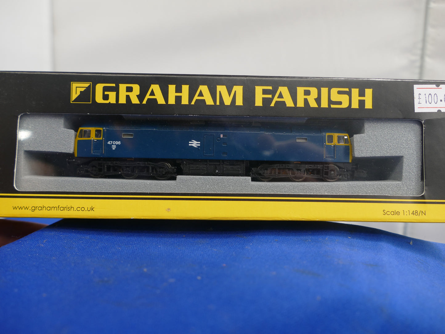 Graham Farish N Gauge 371-828 BR Loco (Used)