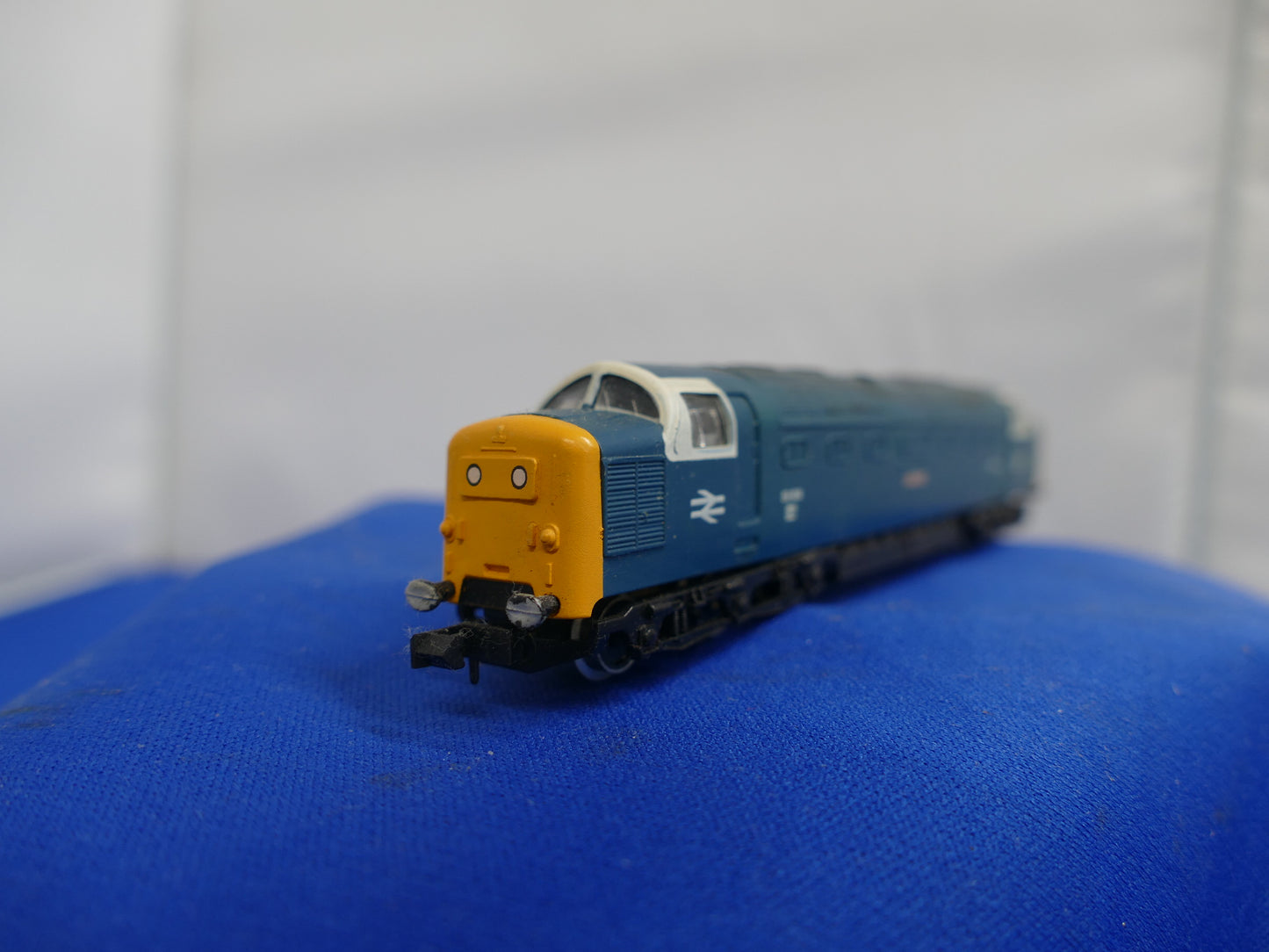 Graham Farish N Gauge 8416 BR Loco (Used)