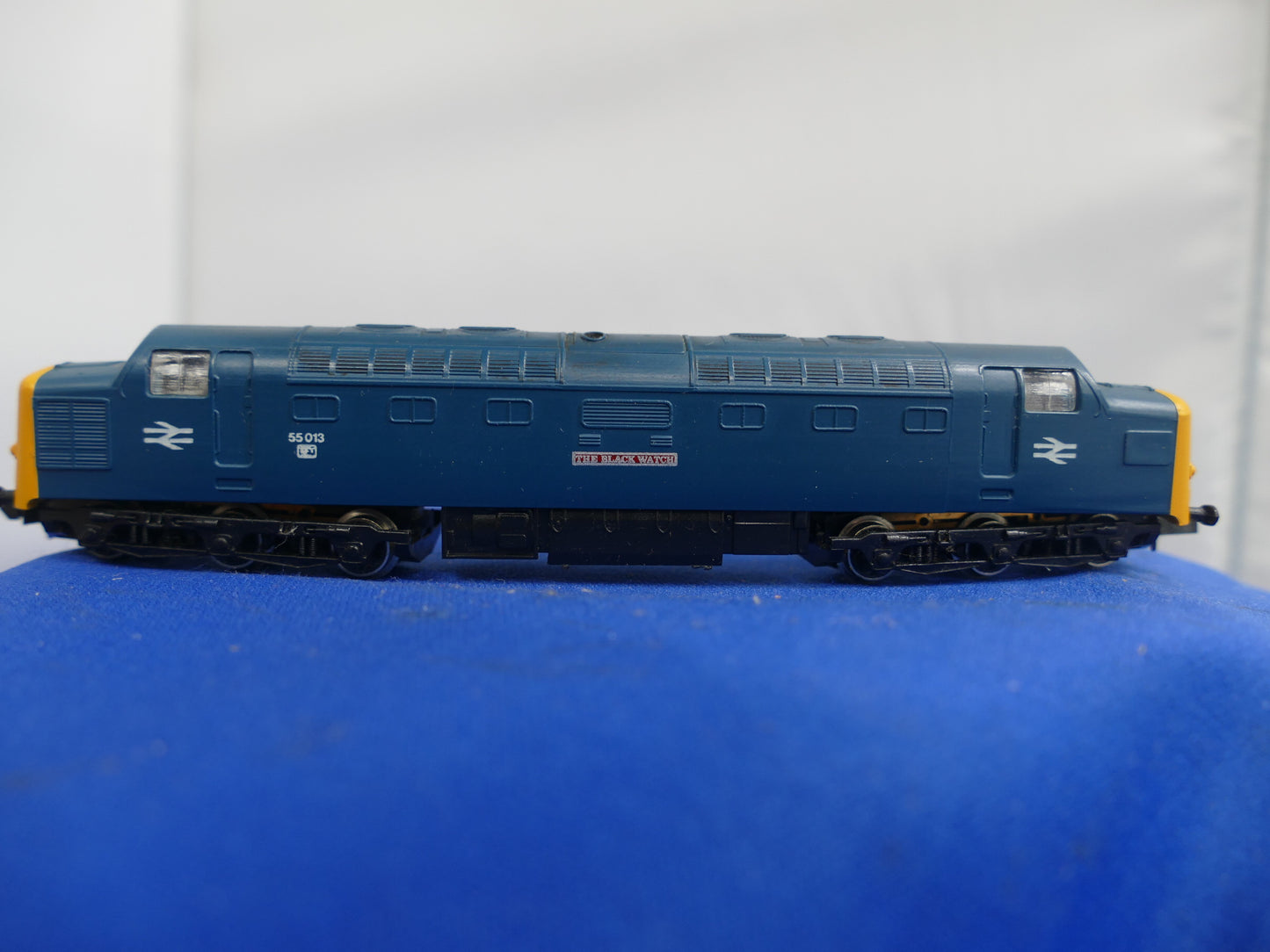 Graham Farish N Gauge 8005 BR Loco (Used)