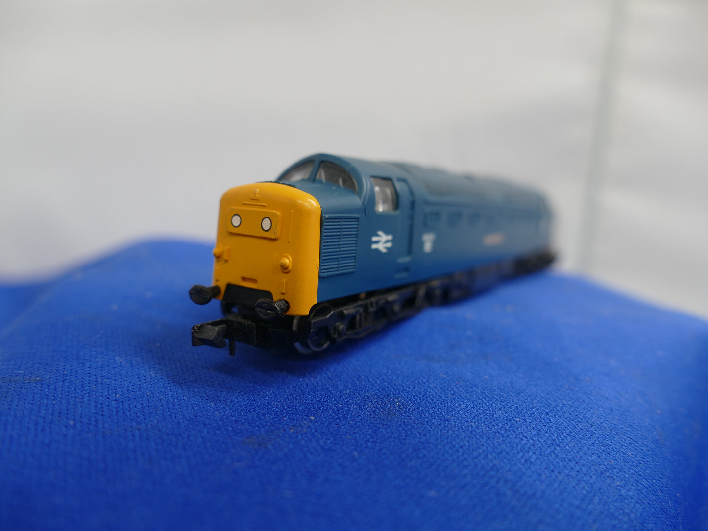 Graham Farish N Gauge 8005 BR Loco (Used)
