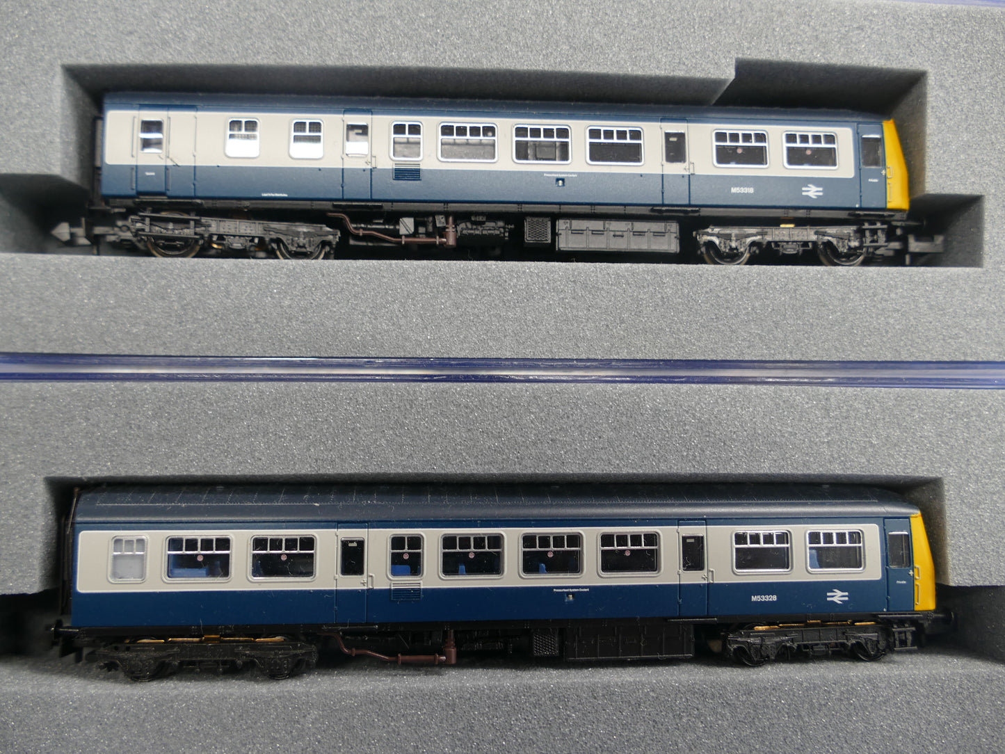 Graham Farish 371-506 N Gauge Class 101 2-Car DMU BR Blue & Grey