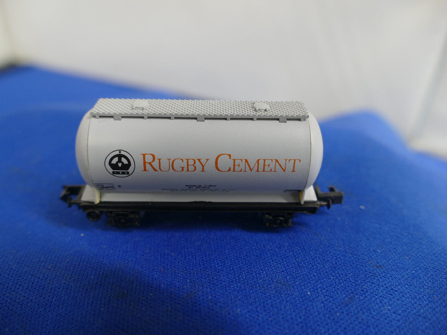 Graham Farish N Gauge 4211 Cement (Used)