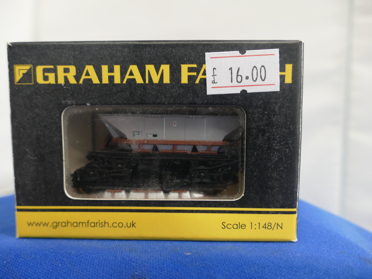 Minitrix N517 N Gauge coal hopper 351540 (used)