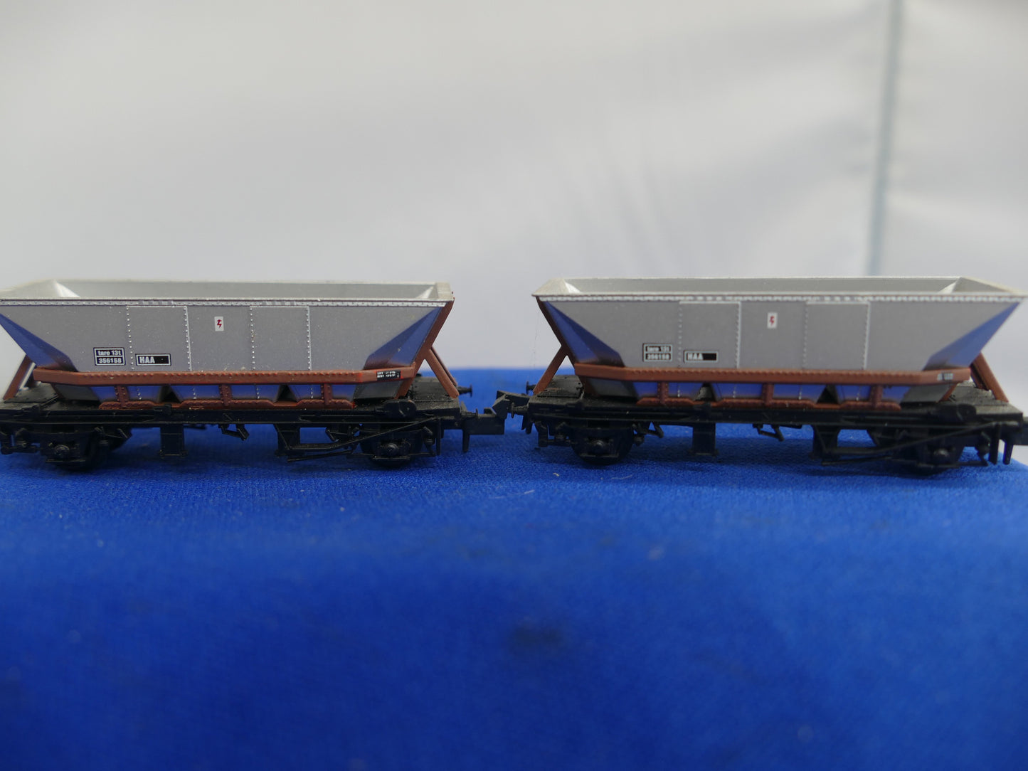 Minitrix N517 N Gauge coal hopper 351540 (used)