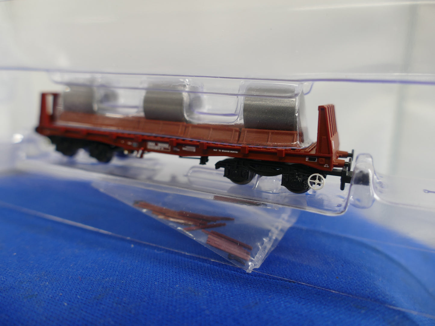 Graham Farish N Gauge 377-903 Carrier Wagon (Used)