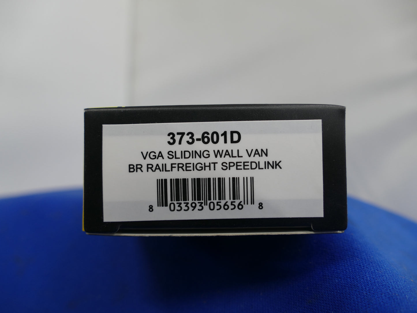 Graham Farish N Gauge 373-601D Sliding Wall Van (Used)