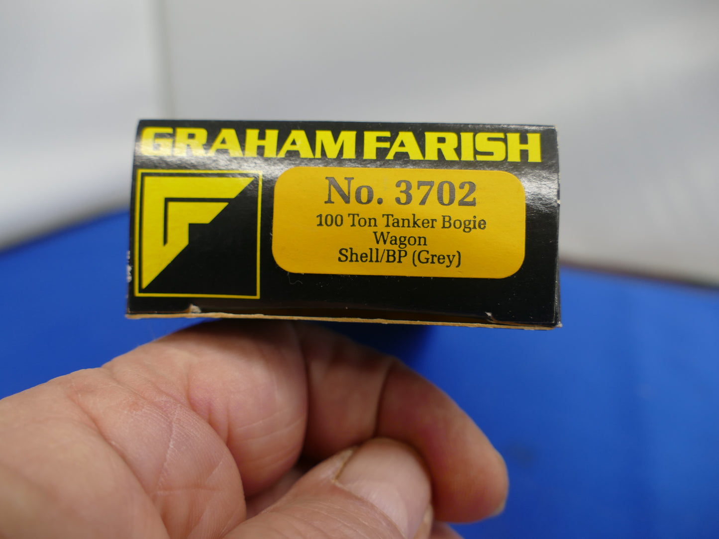 Graham Farish N Gauge 3702 Tanker (Used)