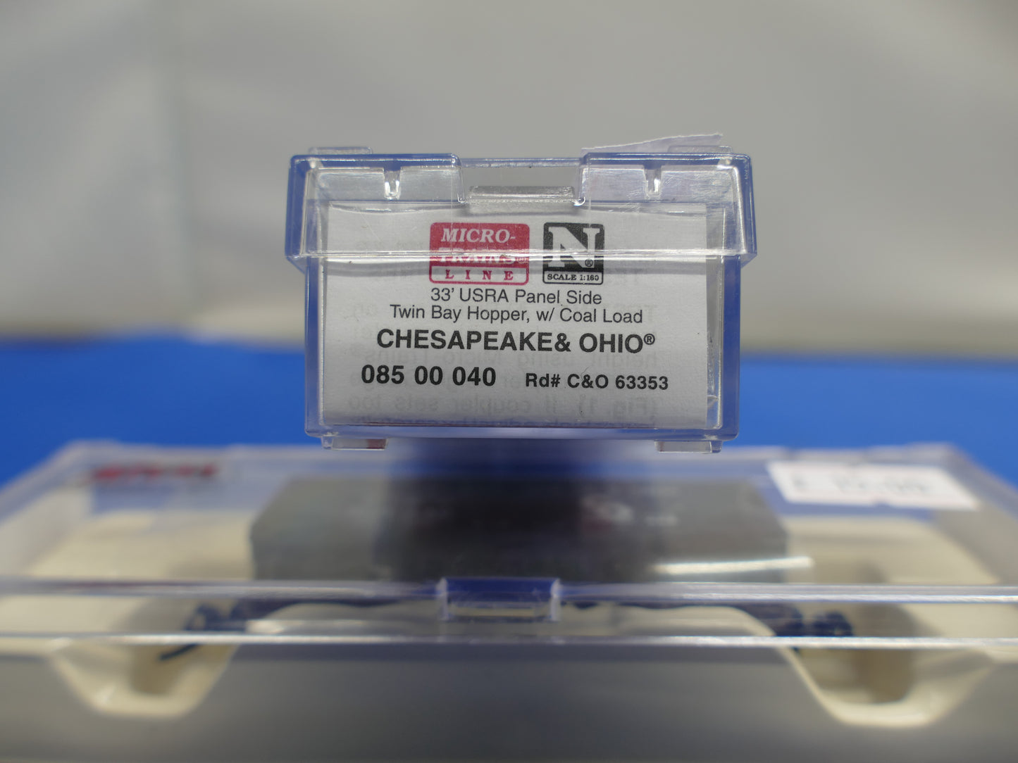 Micro Trains (Atlas N Gauge) 33' Hopper Car (Used)