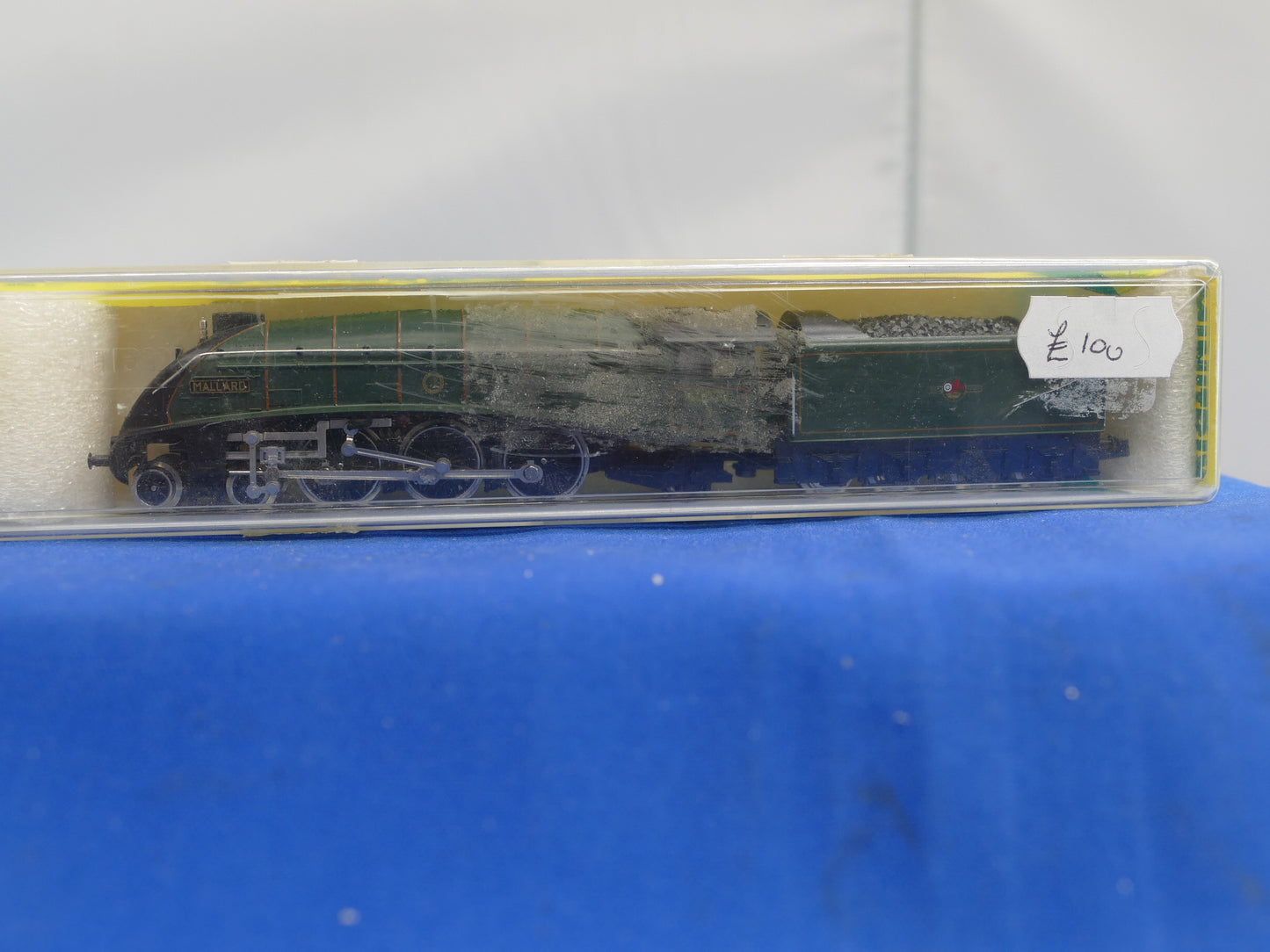 Minitrix Mallard 60022 (Used)