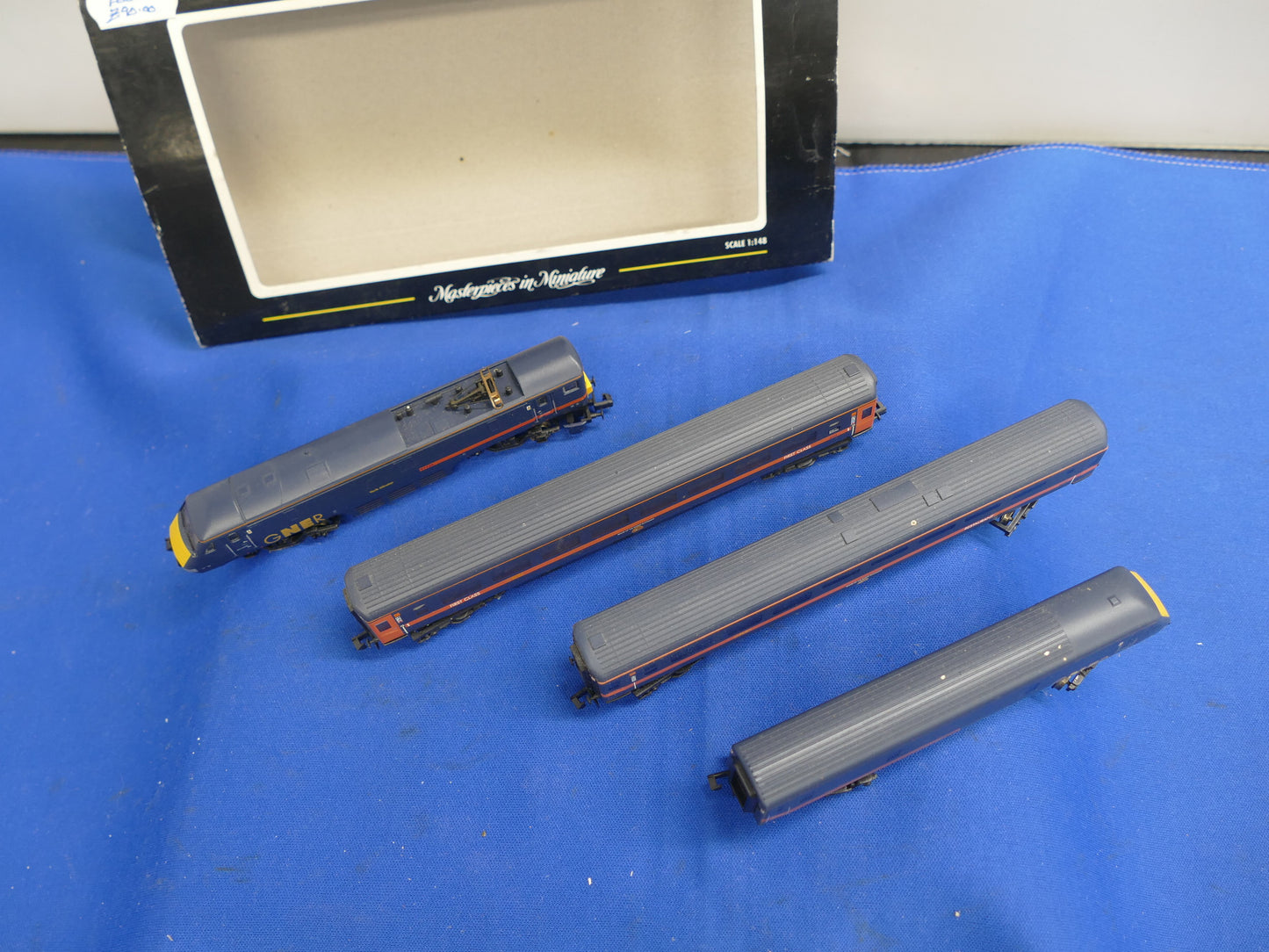 Graham Farish N Gauge 371-800 GNER 4 piece (Used)