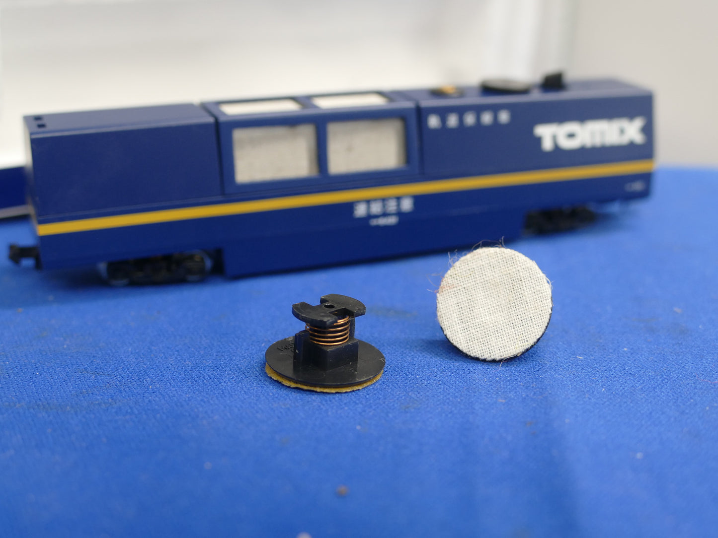 Tomix 6421 Track Cleaning Car (Used)