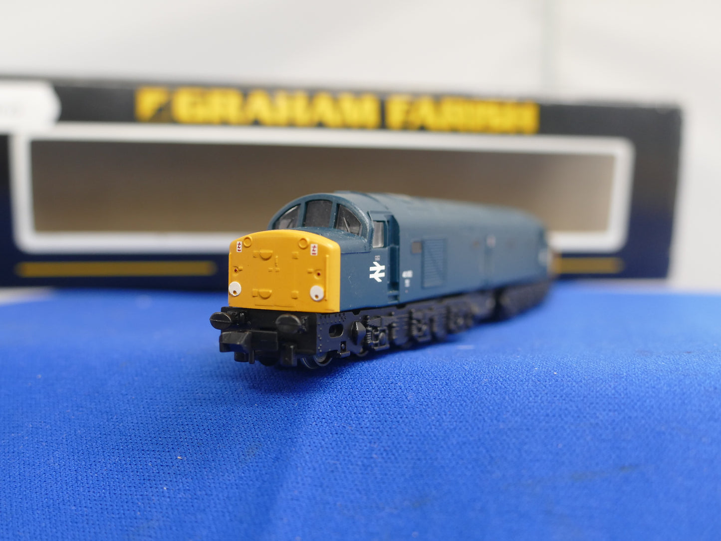 Graham Farish N Gauge 371-176 Class 40 Diesel (used)