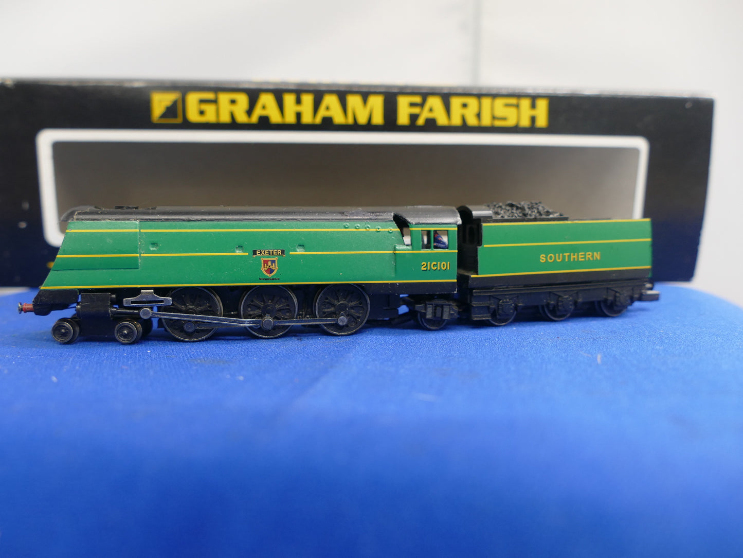 Graham Farish N Gauge Southern Loco DCC (used)